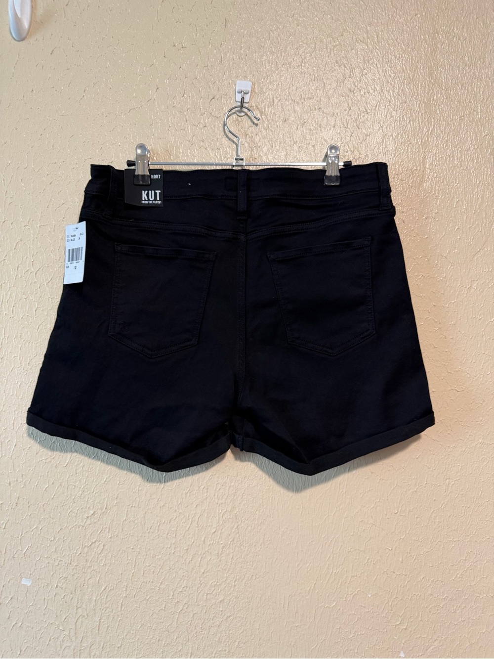 Kut From The Kloth Gidget Rollup Black Short Size 10 Super Stretchy - Picture 3 of 7